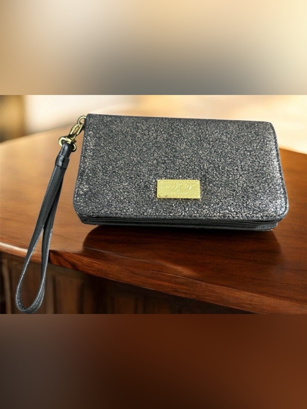 Luv Betsey by Betsey Johnson Glitter
Wristlet Wallet w/ gold accents. EUC!
